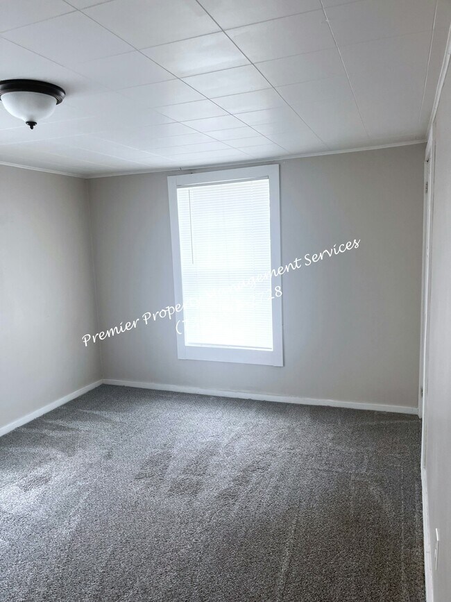 Building Photo - 3302 46th St