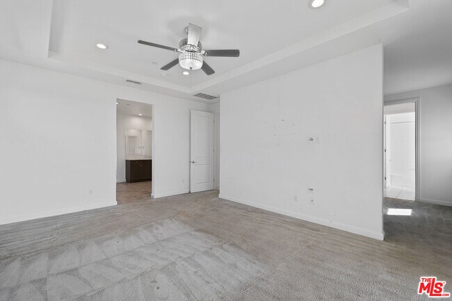 Building Photo - 20810 Spruce Cir