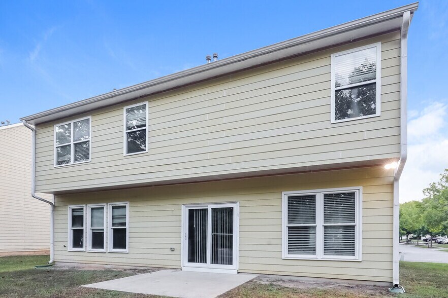 Building Photo - 3763 Uppark Dr
