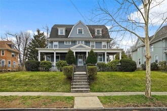Building Photo - 9 Ridgeview Ave