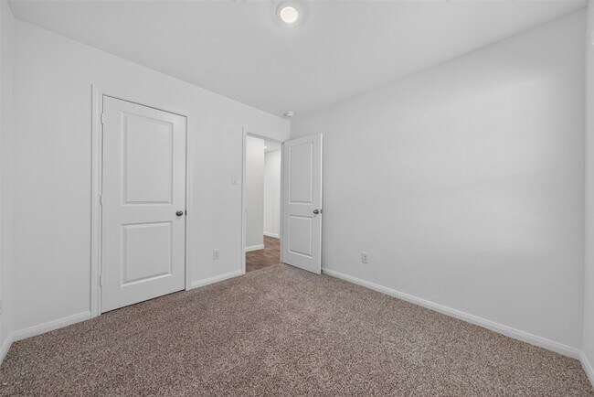 Building Photo - 11943 Detar Ct