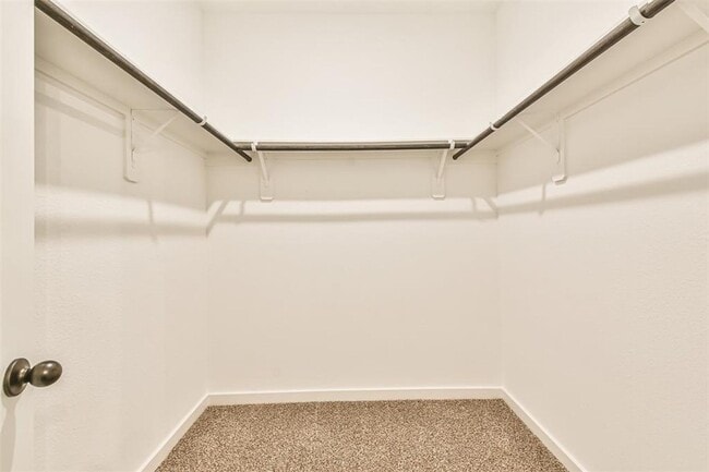 Building Photo - Modern 3-Bedroom Duplex with Granite Counters, Private Yard, and Prime Location
