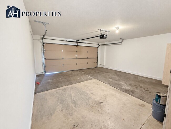 Building Photo - 7516 W Tonto Dr