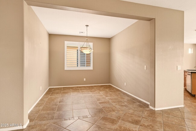 Building Photo - 42575 Abbey Rd