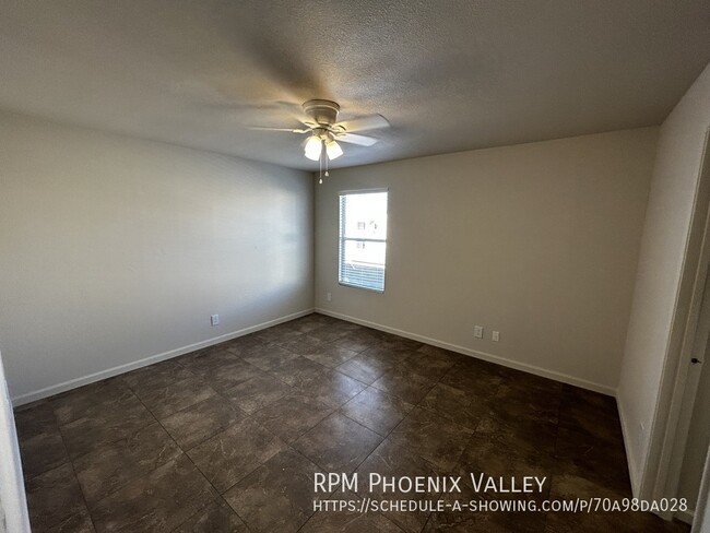 Building Photo - Charming Phoenix 2 Bed / 2 Bath Condo with...