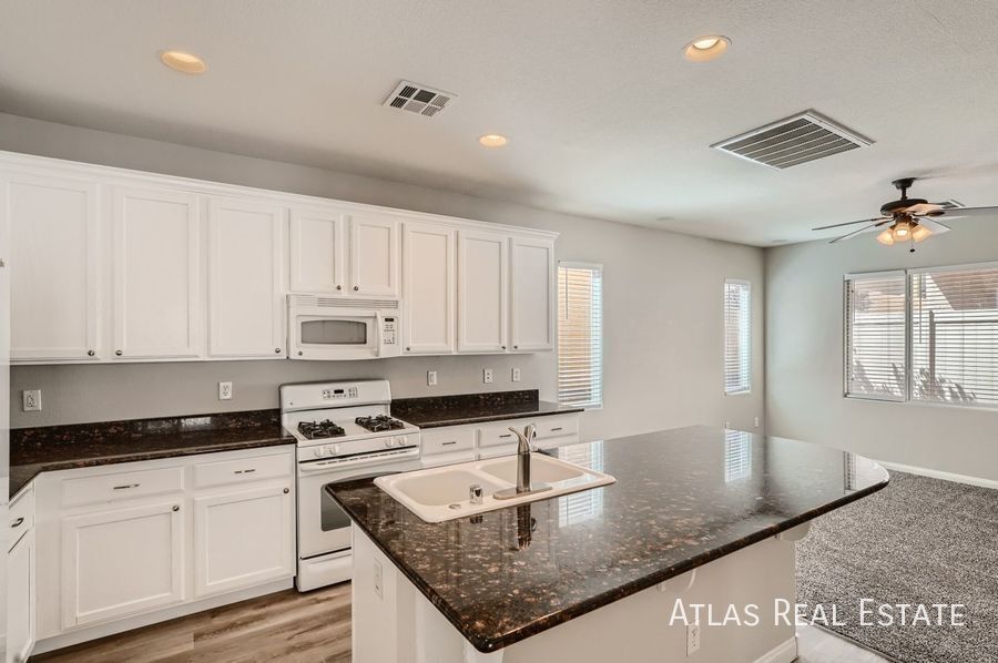Building Photo - 10793 Villa Carlotta Ct