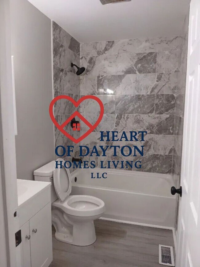 Building Photo - 107 Gloria Ave