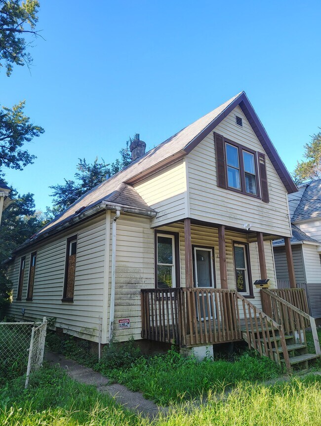 Building Photo - 2210 W Wiswall St