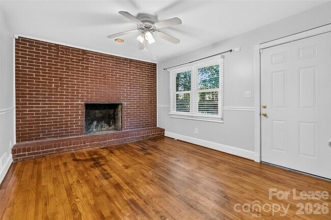 Building Photo - 1634 Van Buren Ave