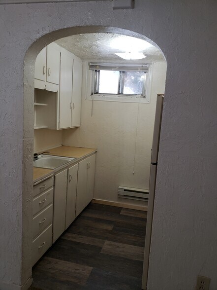 Building Photo - 219 H St