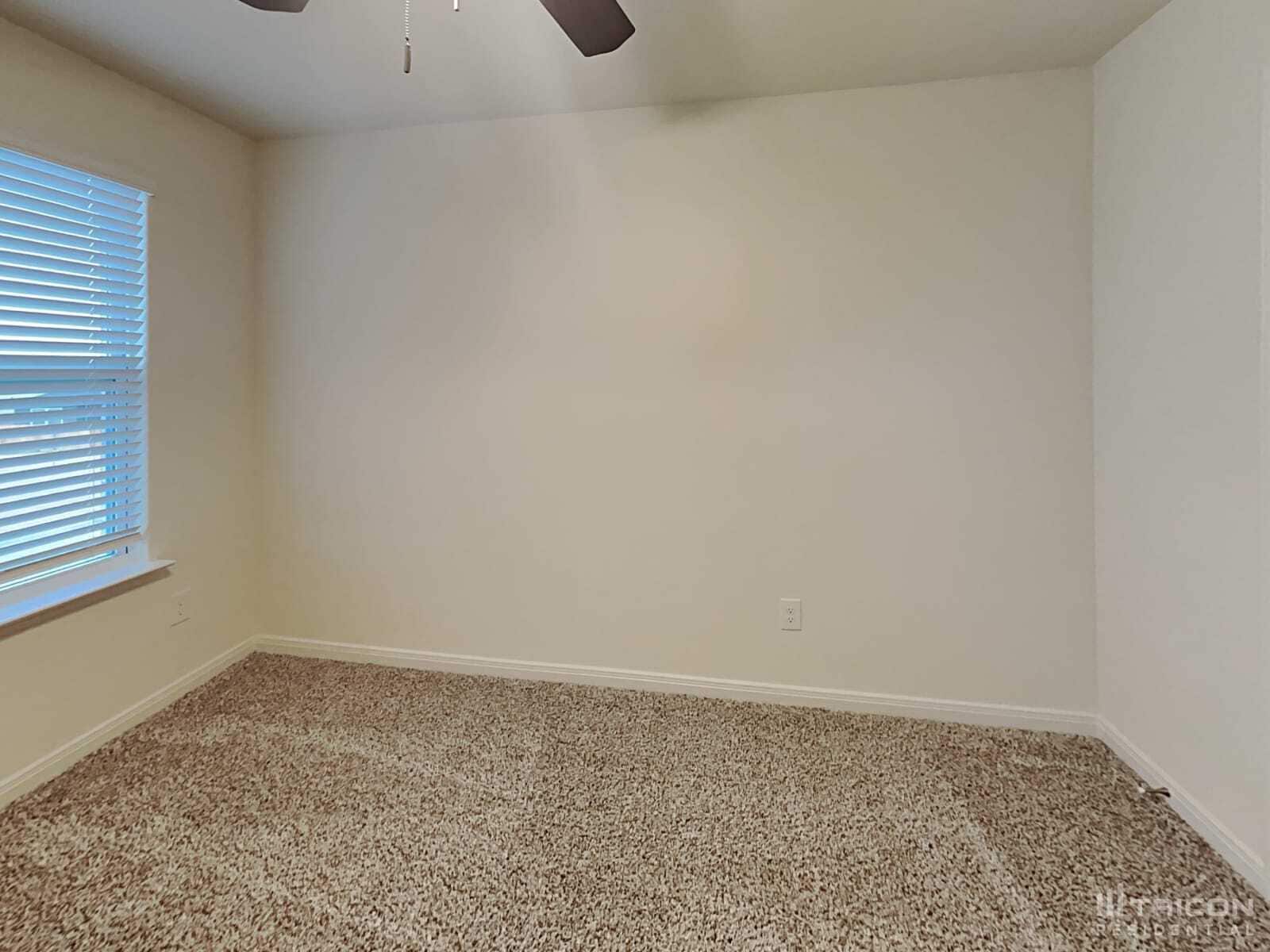 Building Photo - 921 Mallorie Ln