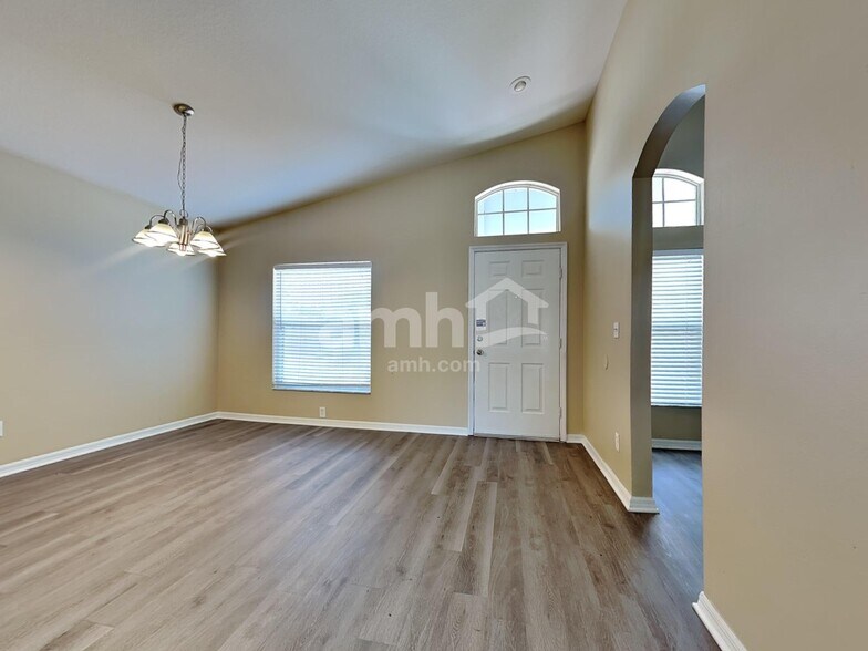Building Photo - 828 Rocky Mountain Ct