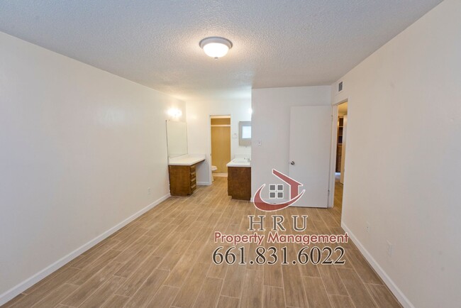 Building Photo - 1308 McDonald Way