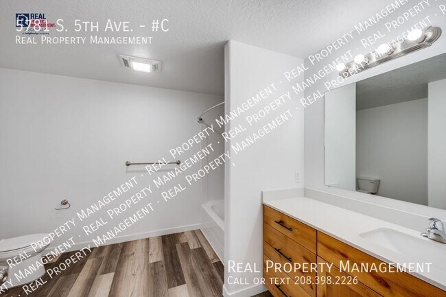 Building Photo - 5781 S 5th Ave