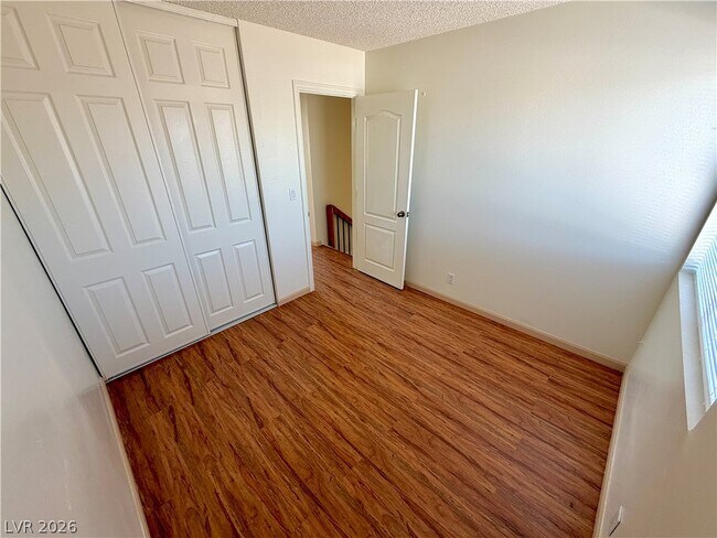 Building Photo - 6969 Mountain Moss Dr