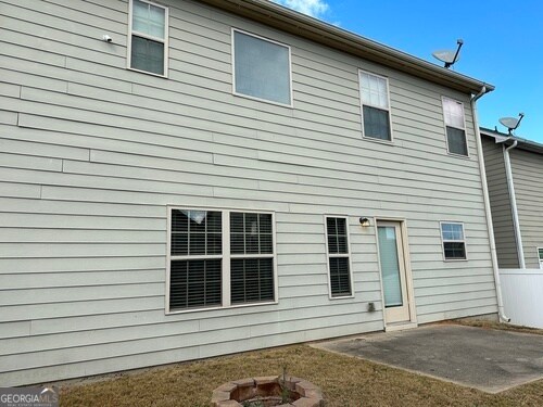 Building Photo - 15 Wesley Drew Ln