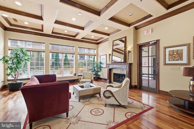 Building Photo - 12913 Centre Park Cir