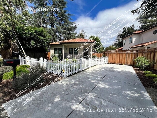 Building Photo - 2157 Foxworthy Ave