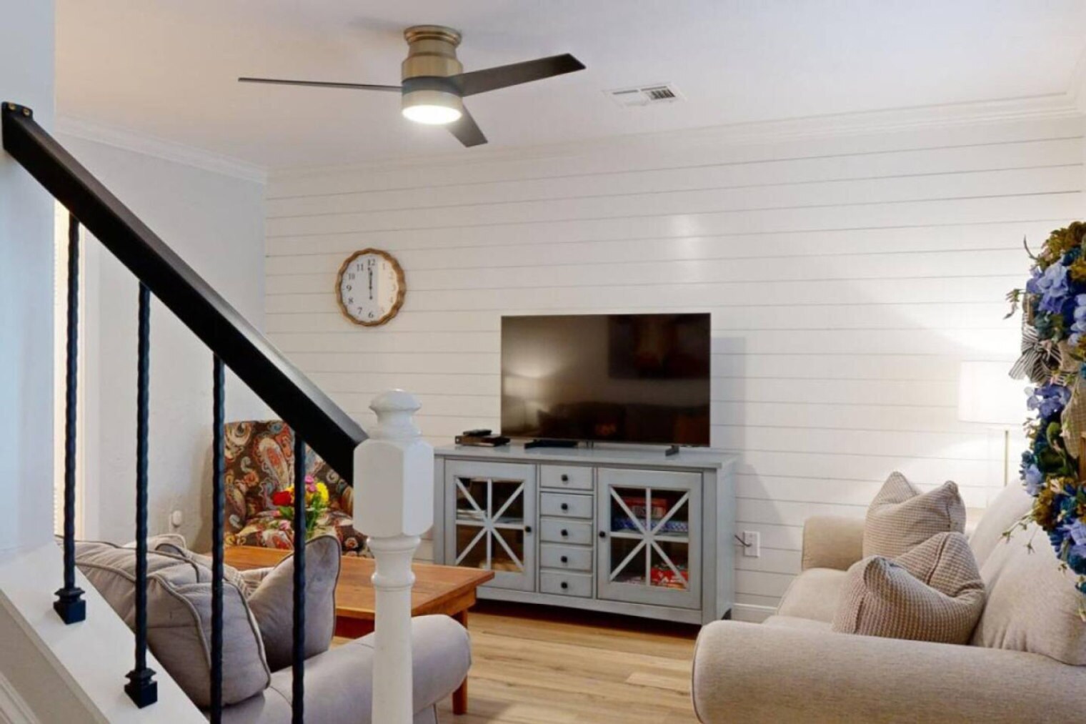 Building Photo - 512 Camp Ct