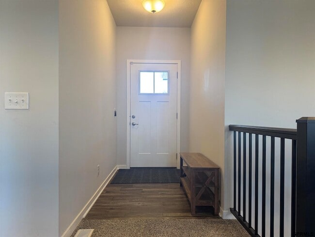 Building Photo - 14907 S 19th St