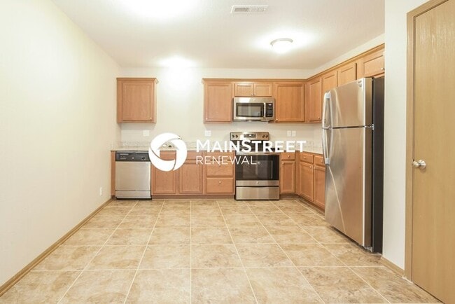 Building Photo - 1404 Eagle Dr