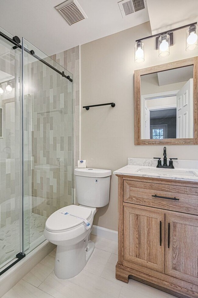 Building Photo - Germantown, MD