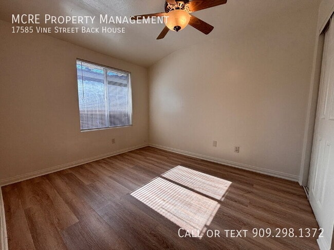 Building Photo - 17585 Vine St
