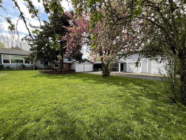 Building Photo - Comfortable Living in Bethany with Two Separate Units, Expansive 0.45-Acre Lot & Versatile Detach...