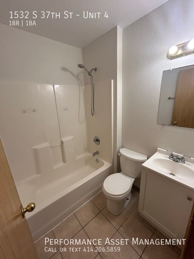 Building Photo - Charming 1BED/1BATH Southside Apartment