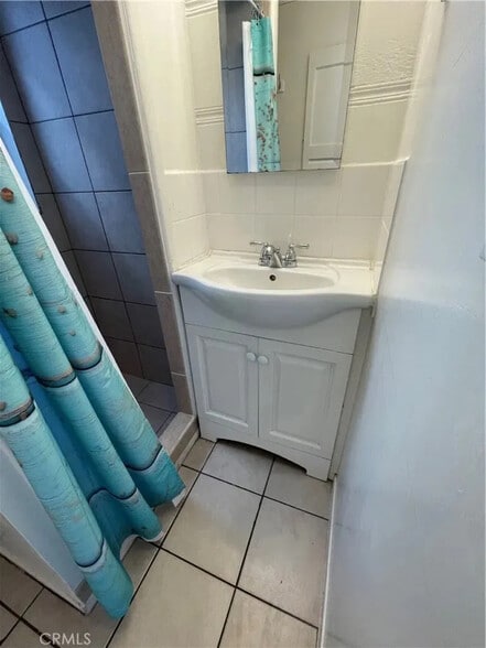 Building Photo - 303 34th St