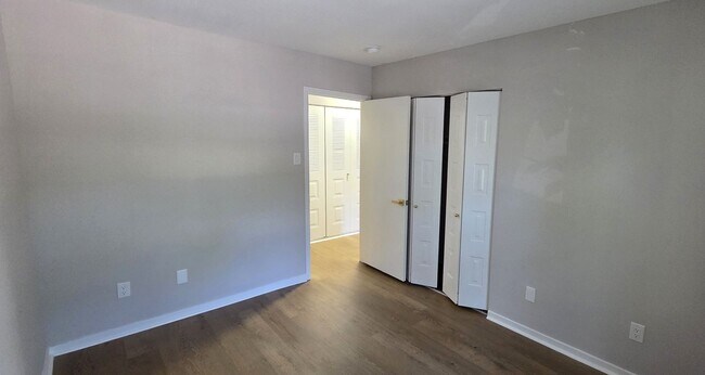 Building Photo - 620 Jaeger Ct