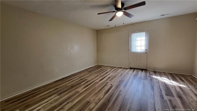 Building Photo - 3703 Cliffridge Dr