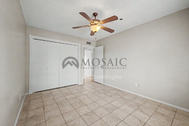 Building Photo - 4837 E Encanto St