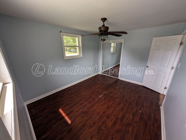 Building Photo - Charming 3-Bedroom Corner Lot Home in Shef...