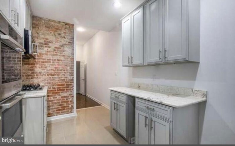 Building Photo - 815 N Calhoun St
