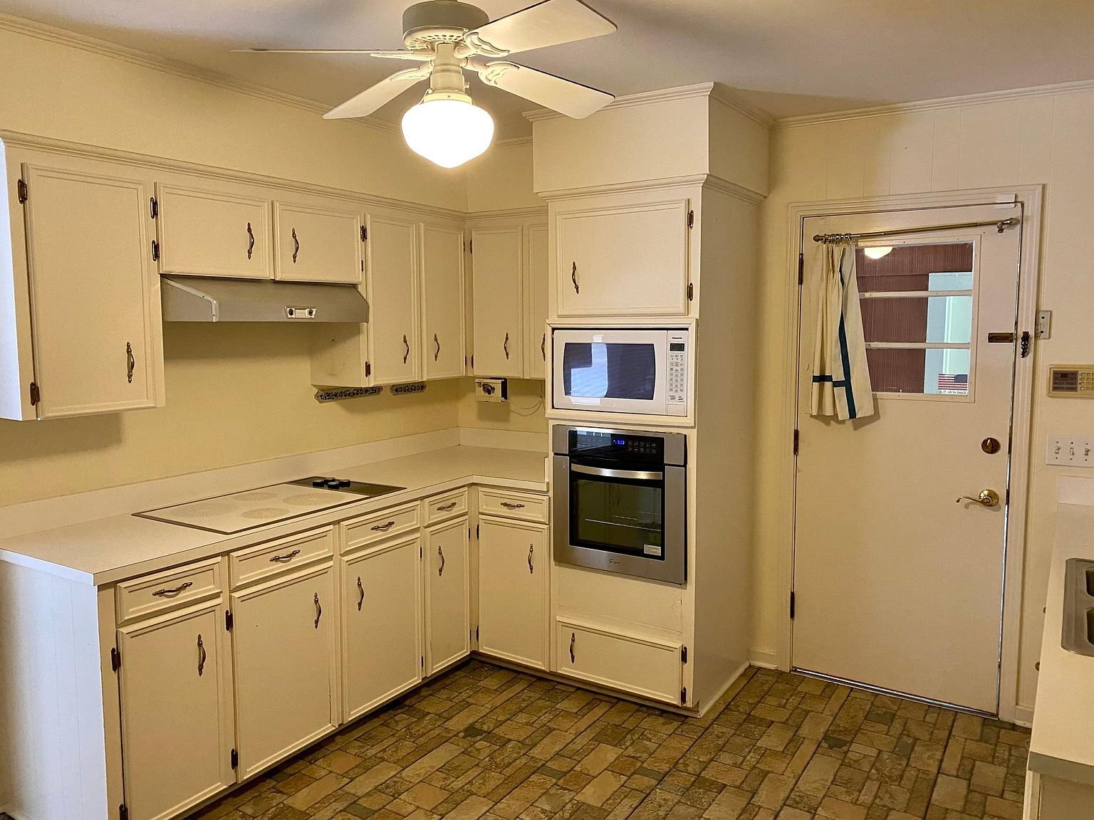 Building Photo - 212 Pimlico Pl