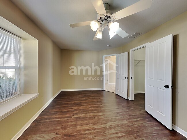 Building Photo - 12654 Walney Ct