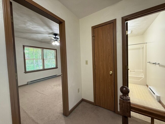 Building Photo - Secluded Two Bedroom Townhome Minutes from...