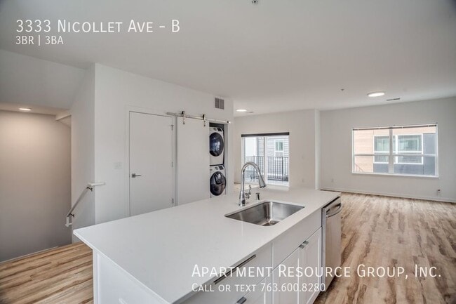 Building Photo - 3333 Nicollet Ave