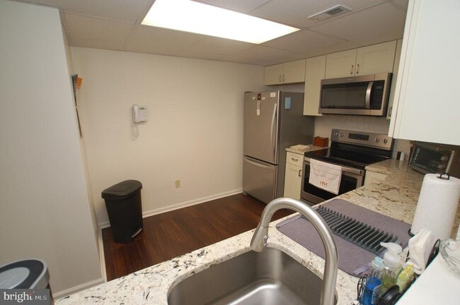 Building Photo - 6403 Centennial Station Dr