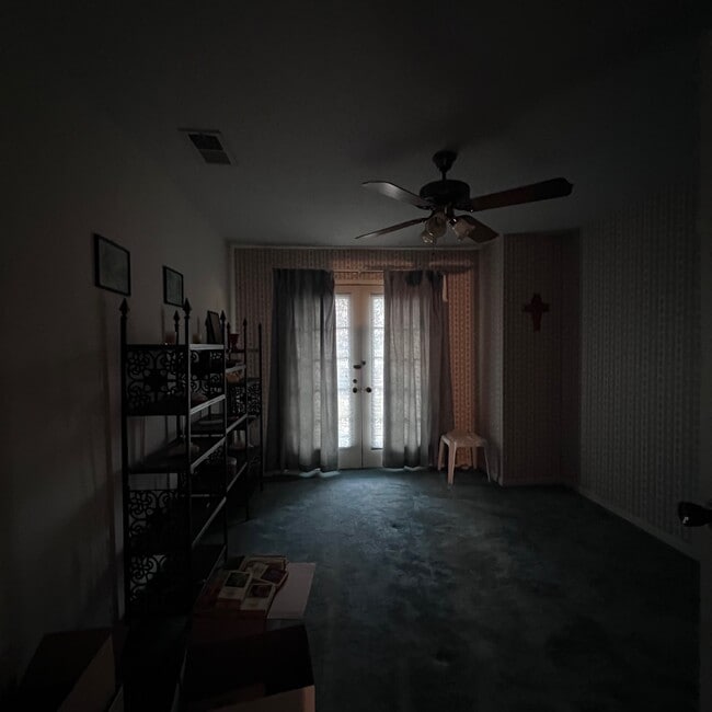 Building Photo - 306 Thomas Jefferson Dr