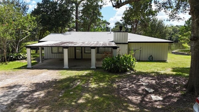 Building Photo - 12305 Pine Oak Dr