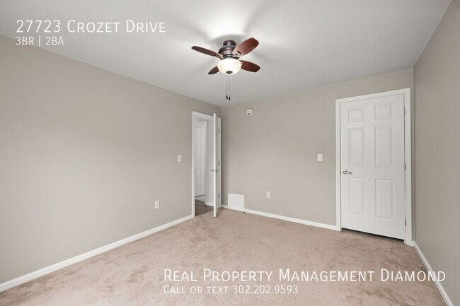 Building Photo - 27723 Crozet Dr