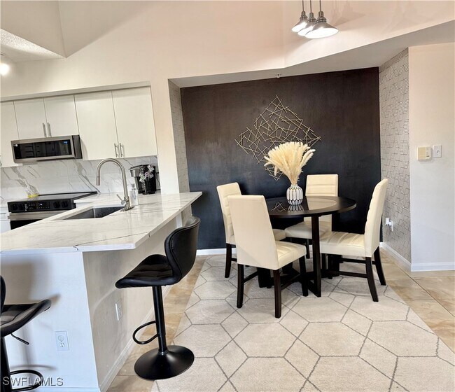 Building Photo - 1265 Wildwood Lakes Blvd