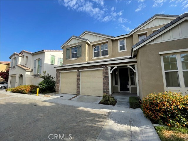 Building Photo - 2915 S Via Belamaria