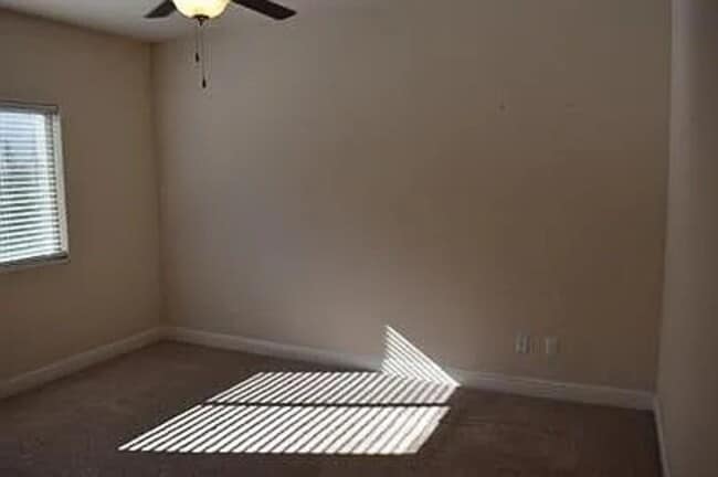 Building Photo - 2430 Quesada Dr