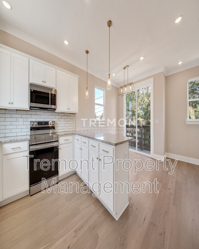 Building Photo - 1219 J Andrews Pl