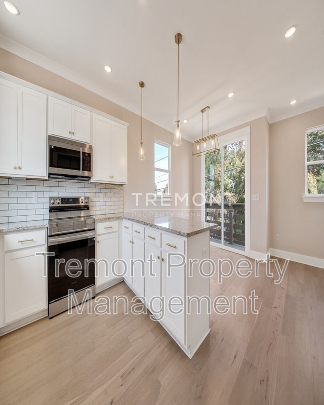 Building Photo - 1232 J Andrews Pl