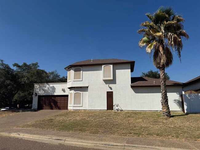 Building Photo - 9810 Spindrift Dr