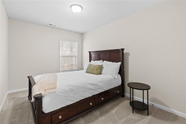 Building Photo - 2830 Ridgeview Dr